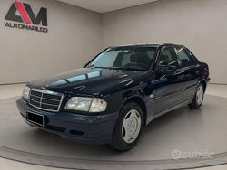 Blu/azzurro Usata 1998 Mercedes C180 Classic Tre volumi | 7800 € (Molto cara)