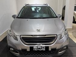Grigio Usata 2013 Peugeot 2008 Active SUV | 8200 € (Molto cara)