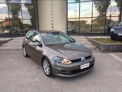 Grigio Usata 2015 VW Golf VII Comfortline Tre volumi | 12.500 € (Cara)