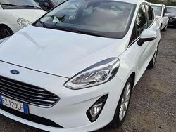 Other Usata 2019 Ford Fiesta Due volumi | 9800 € (Buon prezzo)