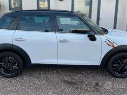 Bianco Usata 2016 Mini Cooper D Countryman SUV | 12.000 € (Buon prezzo)