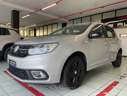 Argento Usata 2018 Dacia Sandero Essentiel Tre volumi | 8300 € (Buon prezzo)