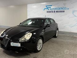 Nero Usata 2012 Alfa Romeo Giulietta Exclusive Tre volumi | 4990 € (Molto cara)