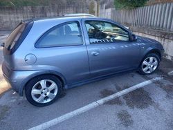 Grigio Usata 2004 Opel Corsa | 2800 € (Buon prezzo)