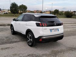 Bianco Usata 2019 Peugeot 3008 Tre volumi | 13.500 € (Buon prezzo)