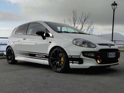 Bianco Usata 2012 Abarth Punto Evo Due volumi | 10.000 € (Ottimo prezzo)