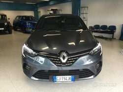 Grigio Usata 2022 Renault Clio V Intens Tre volumi | 15.500 € (Buon prezzo)