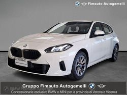 Bianco / pastello Usata 2024 BMW 118 Due volumi | 27.500 € (Ottimo prezzo)