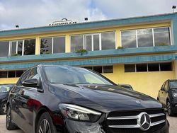 Nero Usata 2019 Mercedes B180 Business Monovolume | 17.800 € (Cara)