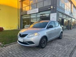 Argento Usata 2016 Lancia Ypsilon Platinum Due volumi | 7500 € (Buon prezzo)
