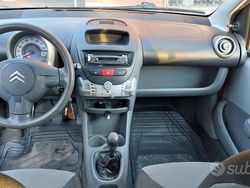 Argento Usata 2010 Citroën C1 Style Due volumi | 2100 € (Ottimo prezzo)