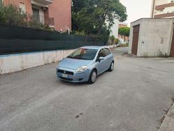 Usata 2007 Fiat Grande Punto Due volumi | 2200 € (Buon prezzo)