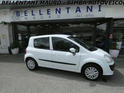 Bianco Usata 2012 Renault Modus Monovolume | 4700 € (Buon prezzo)