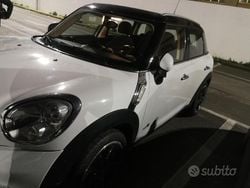 Bianco Usata 2011 Mini Cooper S Due volumi | 10.500 € (Buon prezzo)