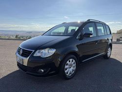 Nero Usata 2008 VW Touran Trendline Monovolume | 4800 € (Buon prezzo)