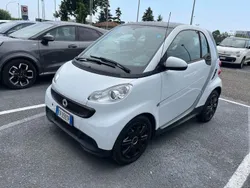 Bianco Usata 2014 Smart ForTwo Coupé Pure Due volumi | 6300 € (Super prezzo)