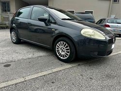 Nero Usata 2010 Fiat Grande Punto Due volumi | 2700 € (Ottimo prezzo)