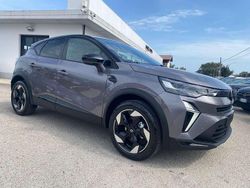 Nero Nuova 2025 Renault Captur Techno SUV | 24.900 € (Cara)