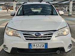 Bianco Usata 2012 Subaru Impreza Tre volumi | 3999 € (Buon prezzo)