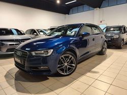 Blu/azzurro Usata 2014 Audi A3 Ambition Tre volumi | 10.900 € (Buon prezzo)