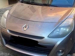 Usata 2009 Renault Clio II Tre volumi | 3500 € (Cara)