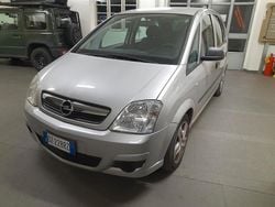 Argento Usata 2010 Opel Meriva Enjoy Monovolume | 2900 € (Buon prezzo)