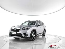 Argento Usata 2021 Subaru Forester Premium SUV | 27.600 € (Ottimo prezzo)