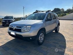 Grigio Usata 2012 Dacia Duster Lauréate Station wagon | 8500 € (Buon prezzo)