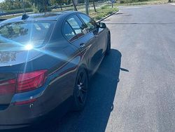 Nero Usata 2013 BMW 520 Tre volumi | 13.000 € (Molto cara)