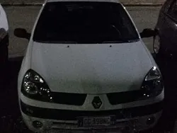 Usata 2003 Renault Clio II Tre volumi | 700 € (Super prezzo)