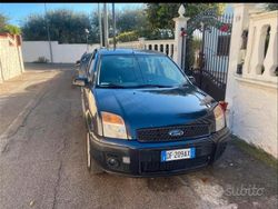 Grigio Usata 2007 Ford Fusion Tre volumi | 1800 € (Buon prezzo)