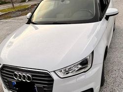 Bianco Usata 2015 Audi A1 Sport Tre volumi | 9000 €