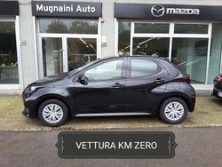 Opera black met Nuova 2025 Mazda 2 Center-Line Due volumi | 17.900 €