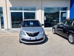 Argento Usata 2018 Lancia Ypsilon Due volumi | 9850 € (Buon prezzo)