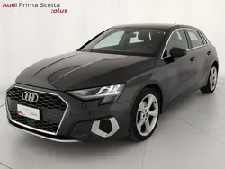 Grigio manhattan metallizzato Usata 2021 Audi A3 Advanced Plus | 28.900 € (Molto cara)