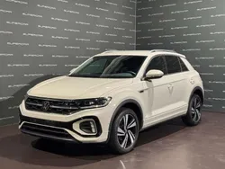 Grigio pastello Usata 2023 VW T-Roc R-line SUV | 29.900 € (Molto cara)