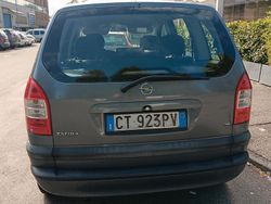 Usata 2005 Opel Zafira Monovolume | 2990 €