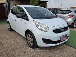 Bianco Usata 2012 Kia Venga Due volumi | 4800 € (Buon prezzo)
