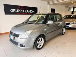 Grigio Usata 2007 Suzuki Swift GLX Tre volumi | 3990 € (Buon prezzo)