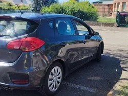 Usata 2016 Kia Ceed Active Tre volumi | 9000 € (Molto cara)