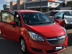 Rosso Usata 2016 Opel Meriva Cosmo Monovolume | 6900 € (Buon prezzo)