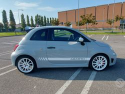 Usata 2022 Abarth 695 Esseesse Due volumi | 29.999 € (Buon prezzo)