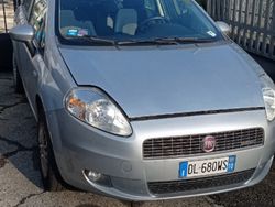 Grigio Usata 2010 Fiat Grande Punto Due volumi | 3000 € (Ottimo prezzo)