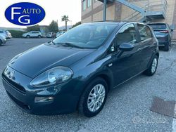 Nero Usata 2014 Fiat Punto Lounge Due volumi | 4700 € (Buon prezzo)