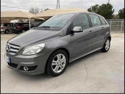 Usata 2010 Mercedes B180 Monovolume | 3700 €