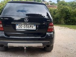 Nero Usata 2006 Mercedes ML320 SUV | 3300 € (Super prezzo)