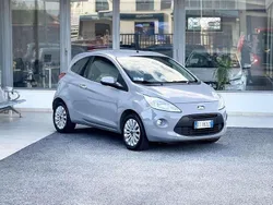Grigio Usata 2015 Ford Ka Due volumi | 5300 € (Buon prezzo)