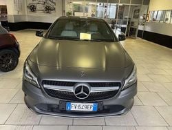 Grigio opaco Usata 2017 Mercedes CLA200 Shooting Brake Premium Station wagon | 18.800 € (Ottimo prezzo)