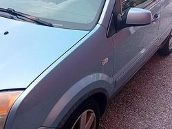 Blu Usata 2008 Ford Fusion Tre volumi | 2100 € (Buon prezzo)