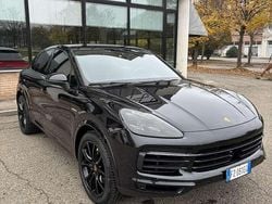 Nero Usata 2020 Porsche Cayenne Black Edition SUV | 62.850 € (Buon prezzo)
